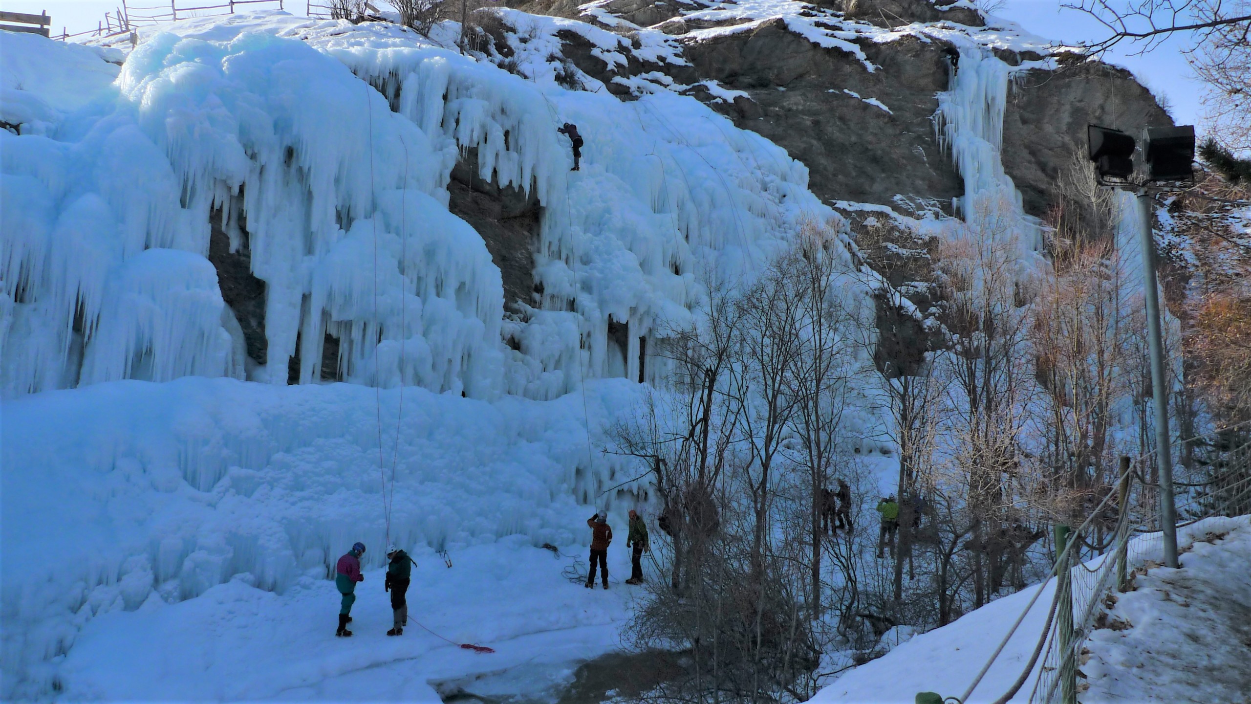 Cascade de glace d'Aiguilles-en-Queyras
